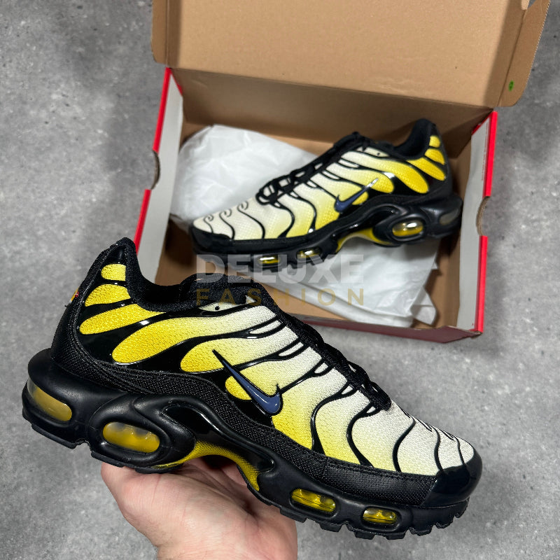 Nike Air Max Plus TN Trainers – Black/Yellow