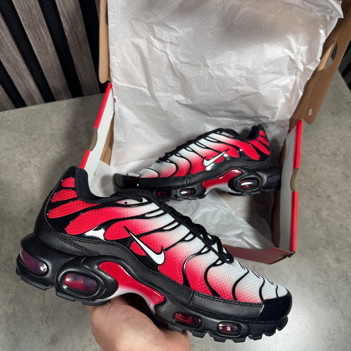 Nike air max plus tn (platinum red)*