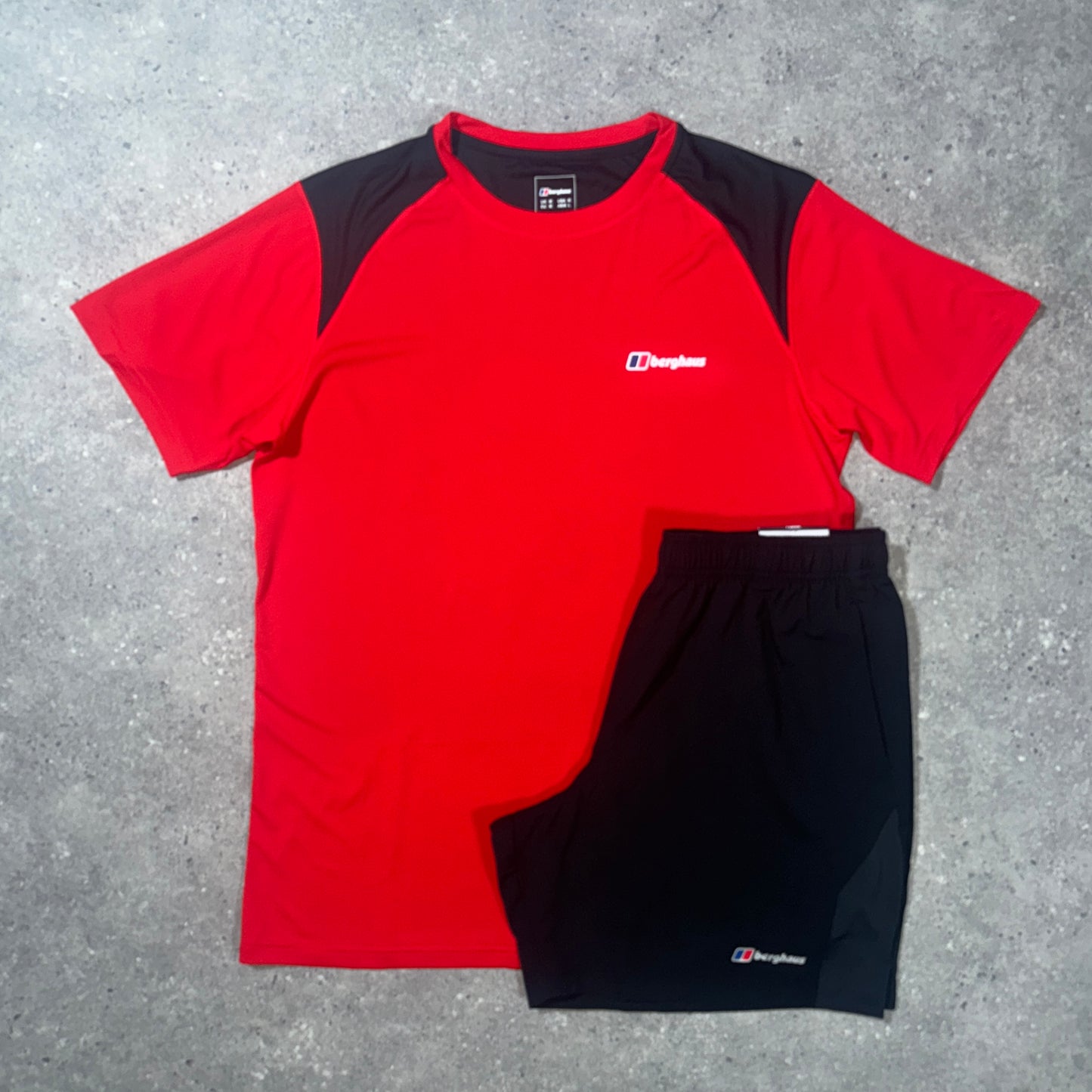Berghaus tech set (red)