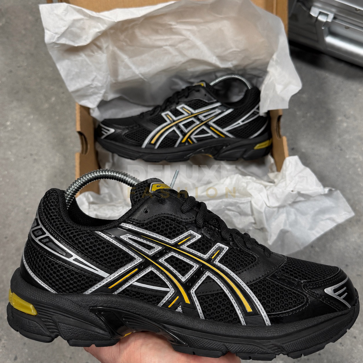 Asics Gel-1130 Trainers – Black/Yellow