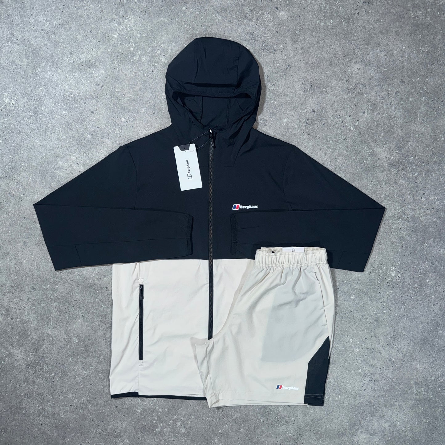 Berghaus tech jacket set (beige/black)