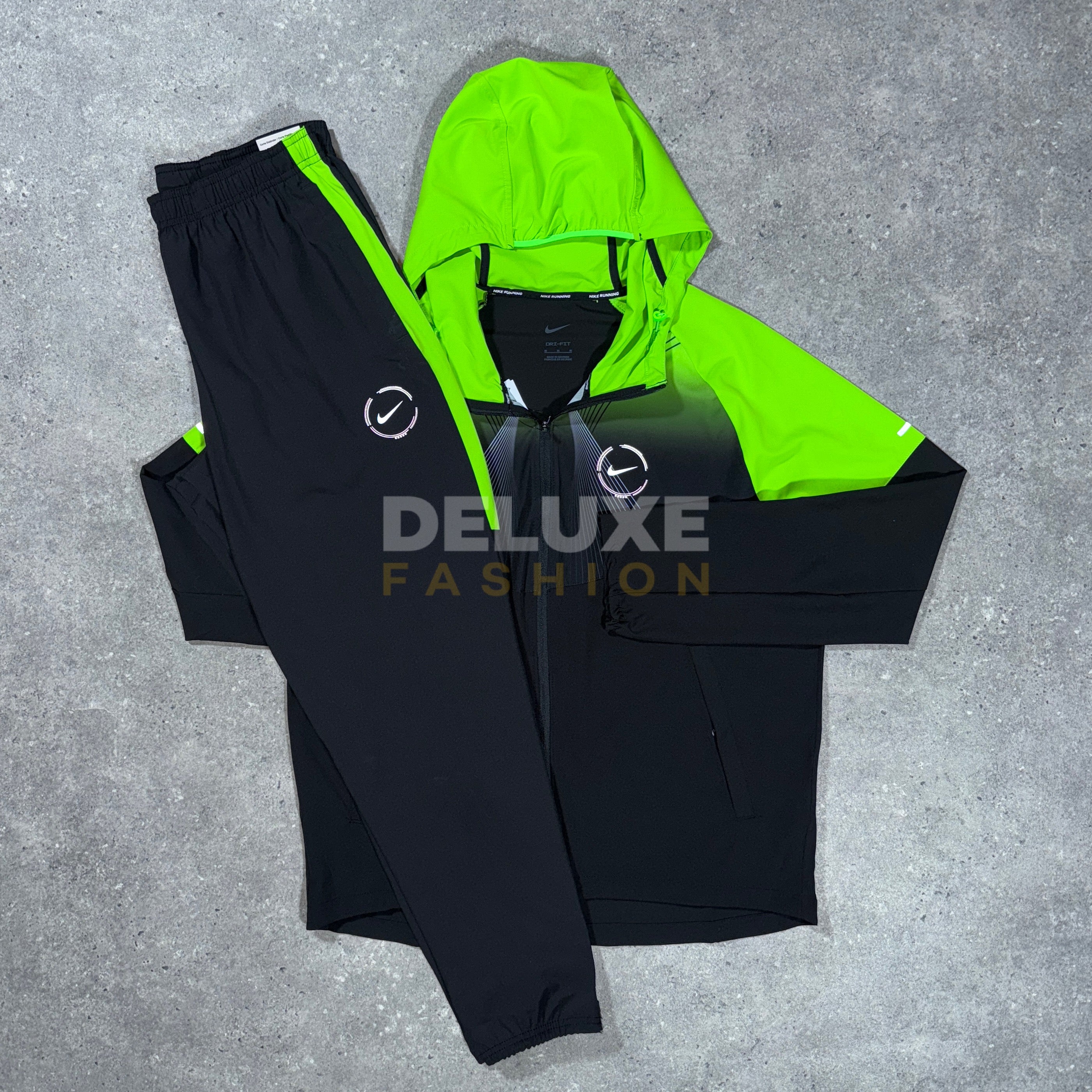 Nike ns tracksuit (black/green)*