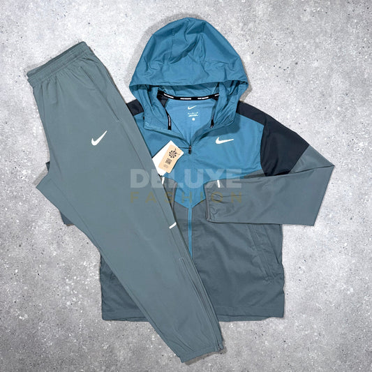 Nike UV Tracksuit – Grey/Blue
