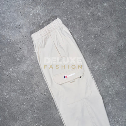 Berghaus cargo pants (beige)