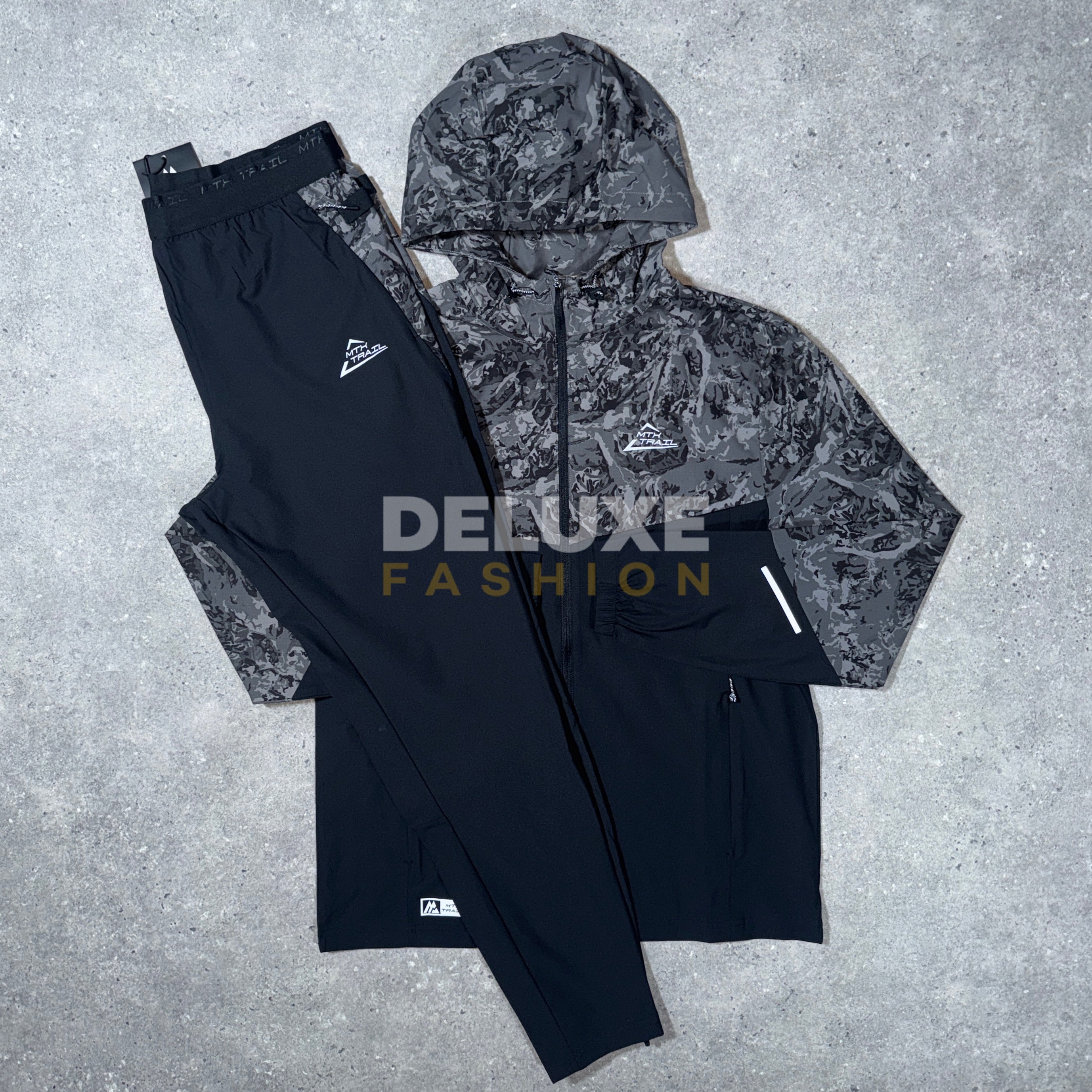 Montirex mtx tracksuit (black)