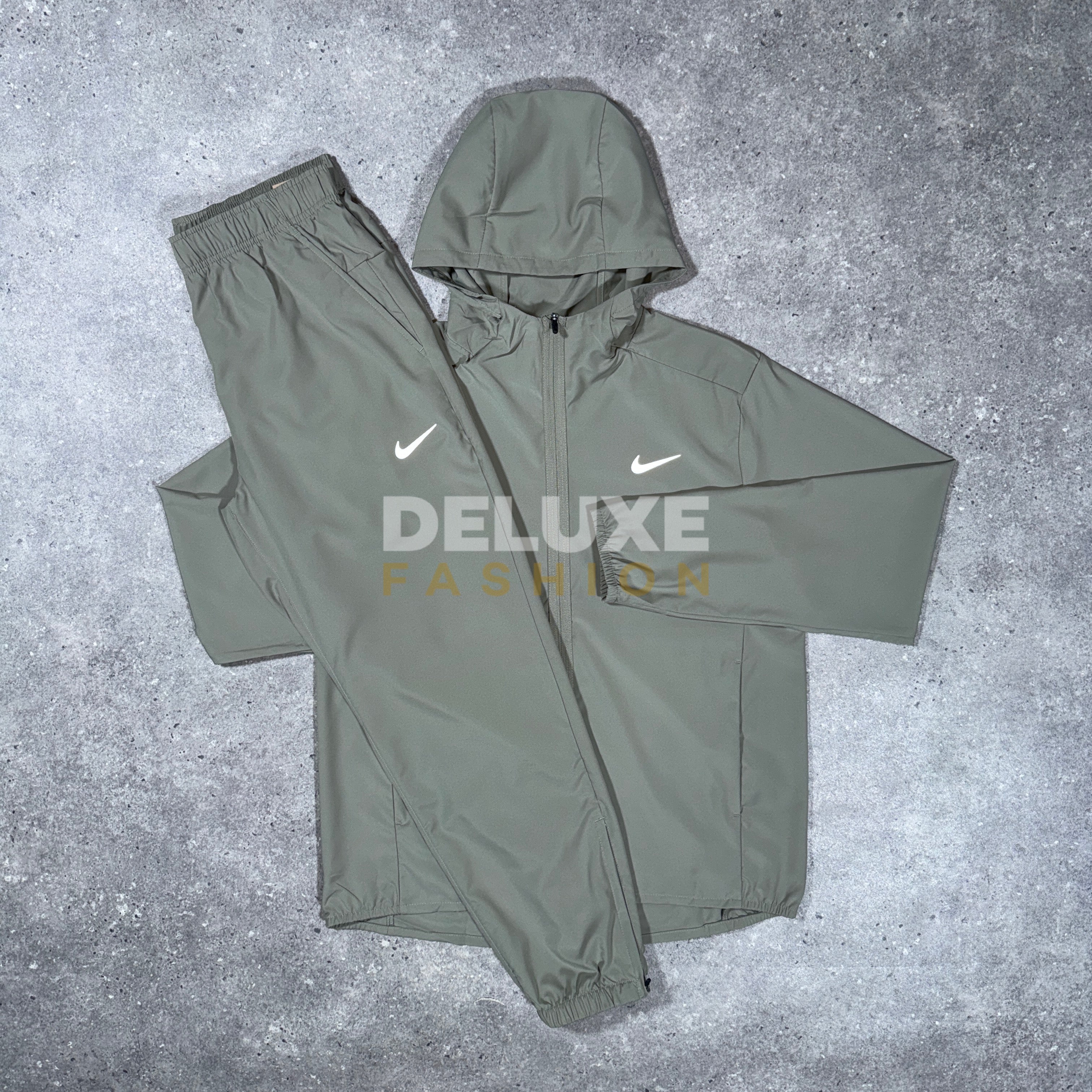 Nike repel tracksuit (leaf)