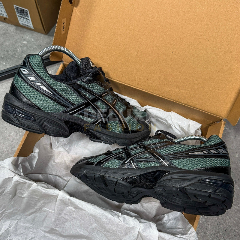 Asics Gel-1130 Trainers – Black/Emerald