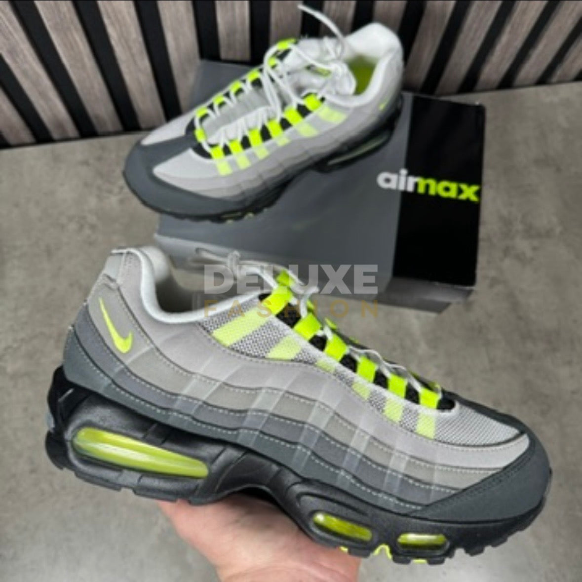 Nike Air Max 95 trainers in OG Neon