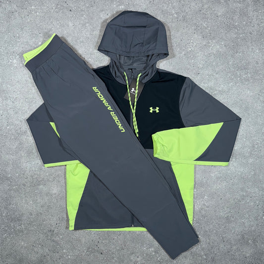 Under armour woven tracksuit (grey/volt)