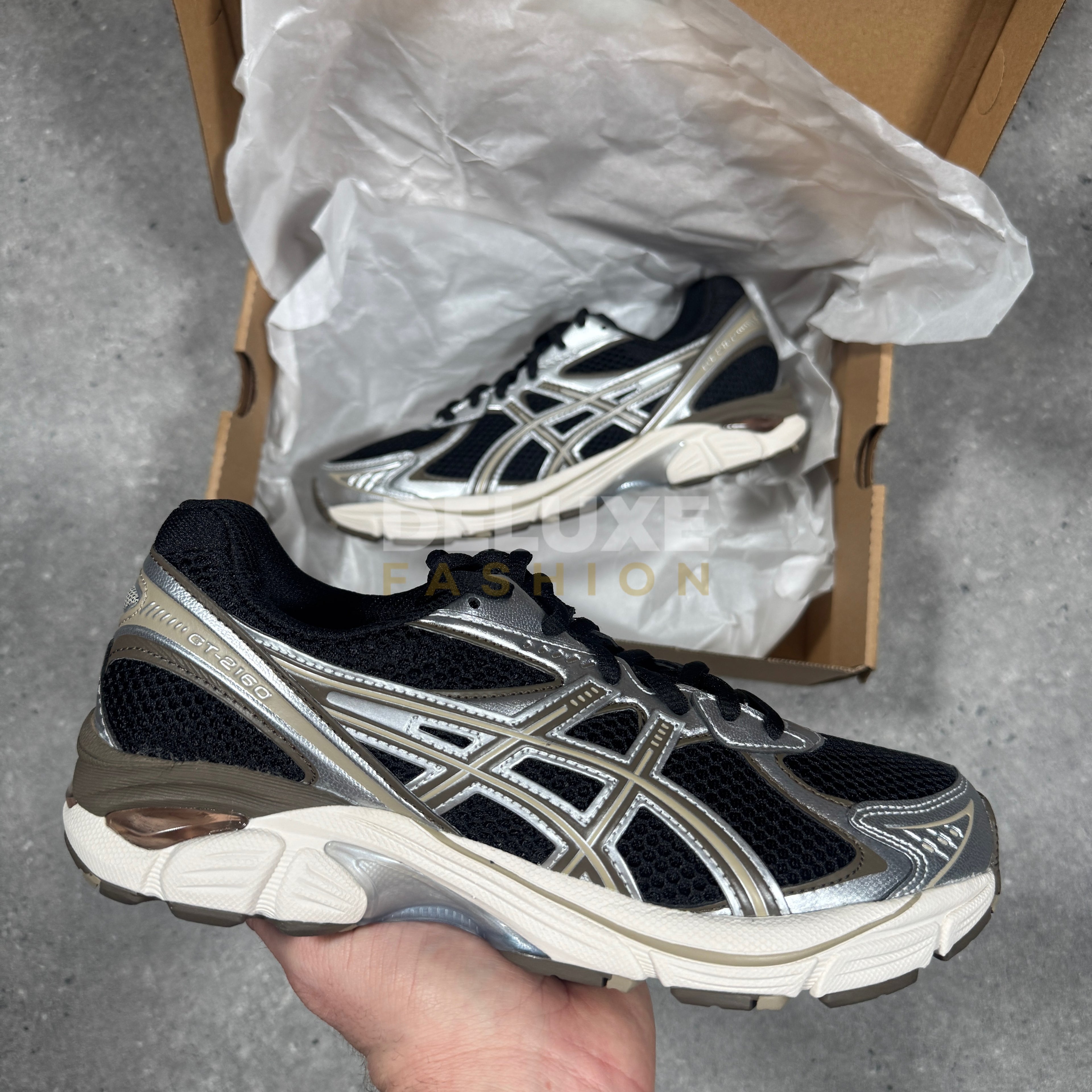 Asics breeze (black)