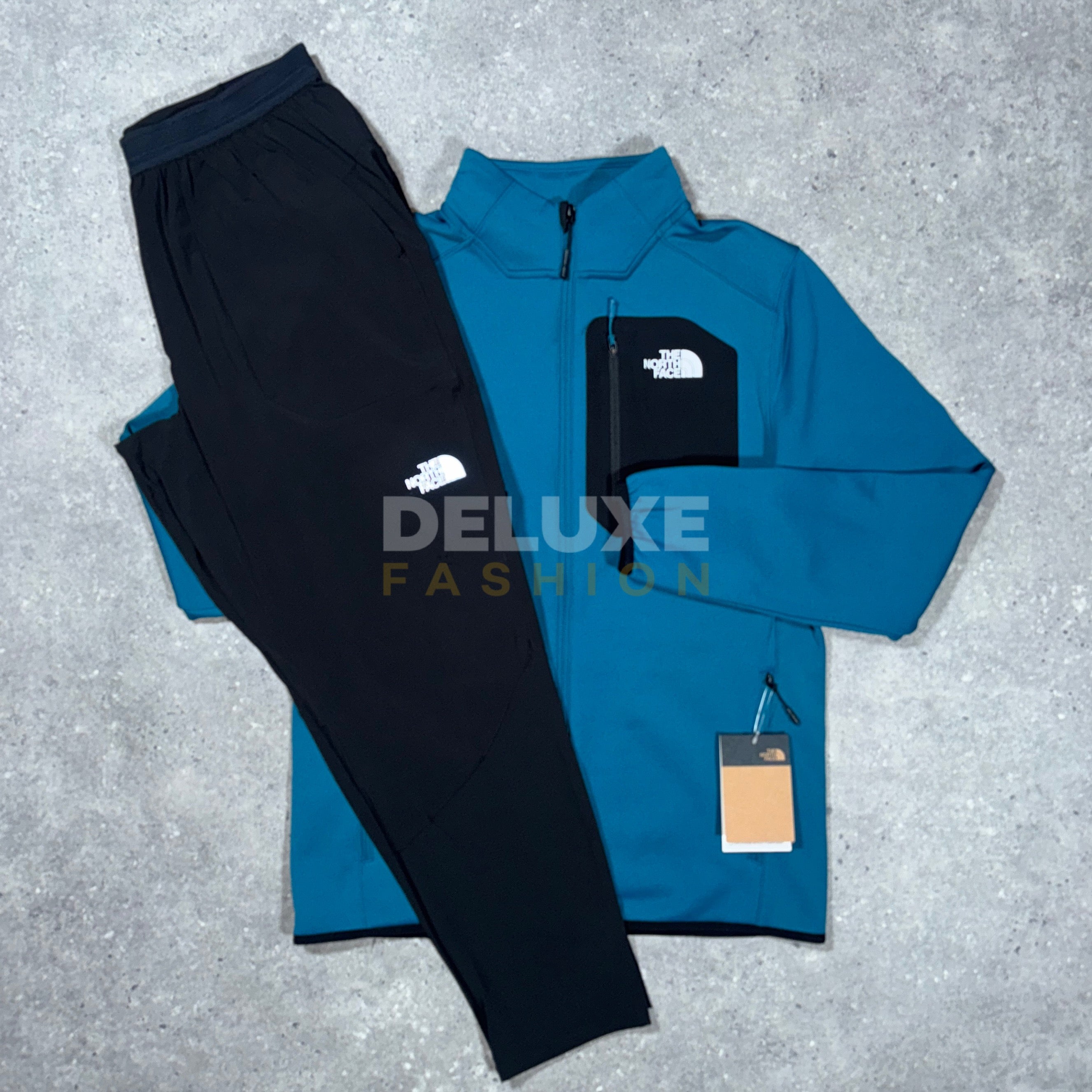 The north face crest tracksuit (blue/black)