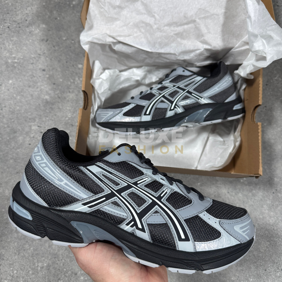 Asics Gel-1130 trainers in black/grey