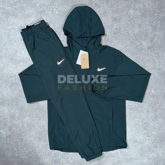Nike repel tracksuit (green)