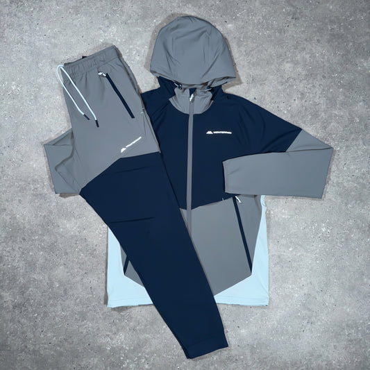 Monterrain space tracksuit