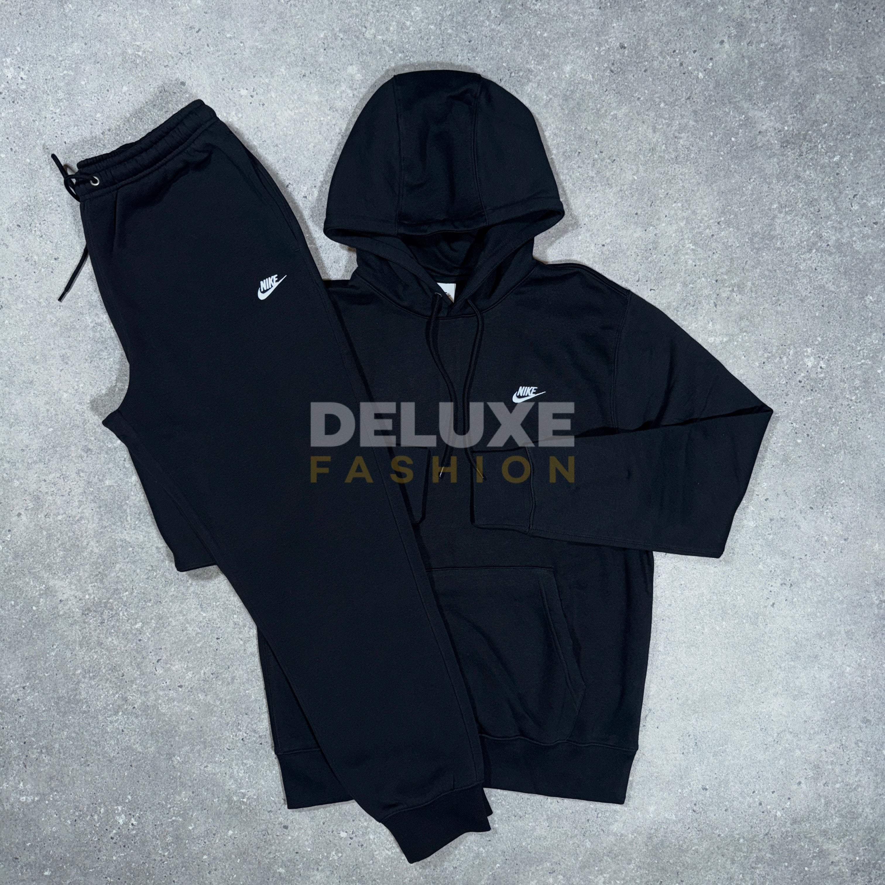 Nike club tracksuit (black)*