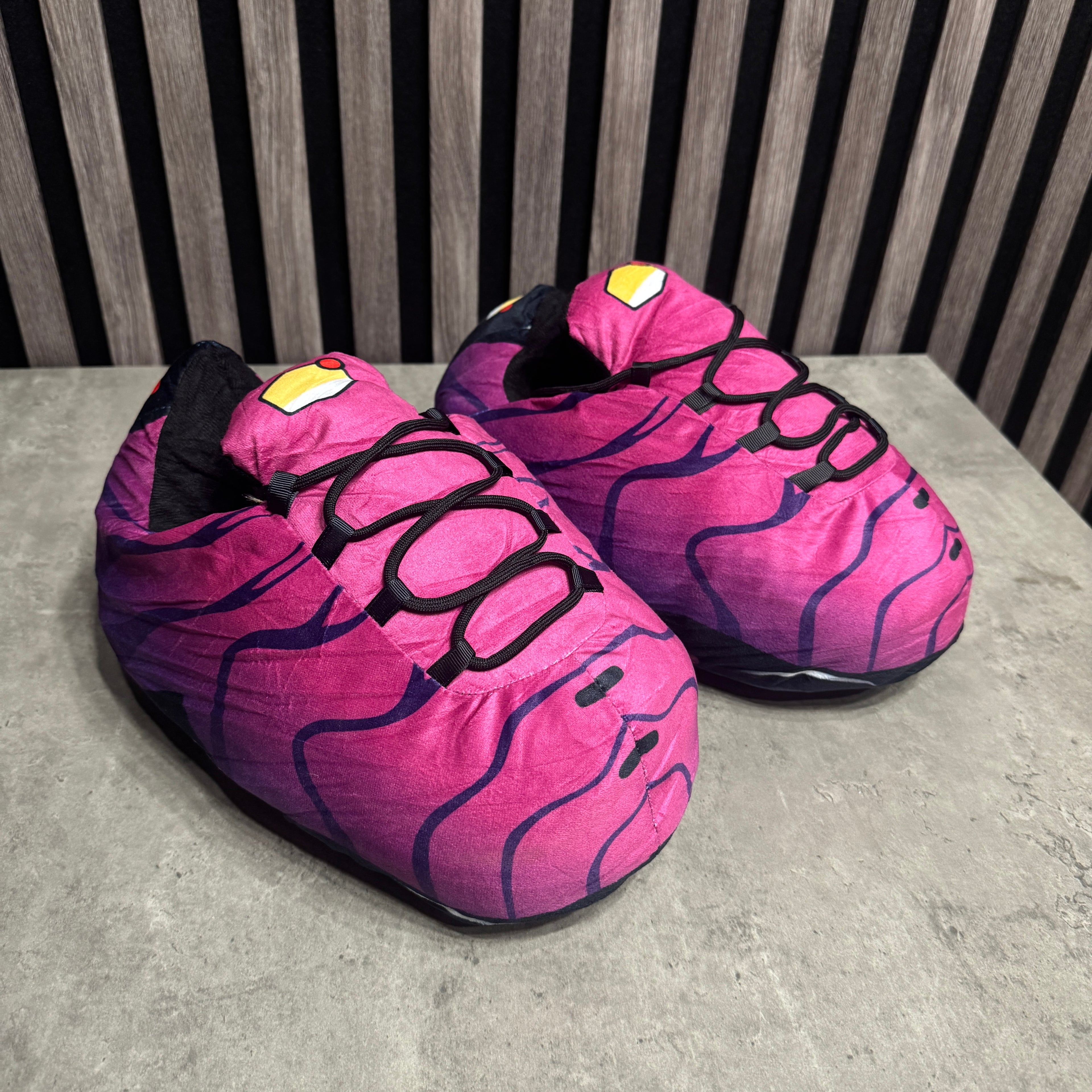 Plush slippers tn inspired (fireberry)