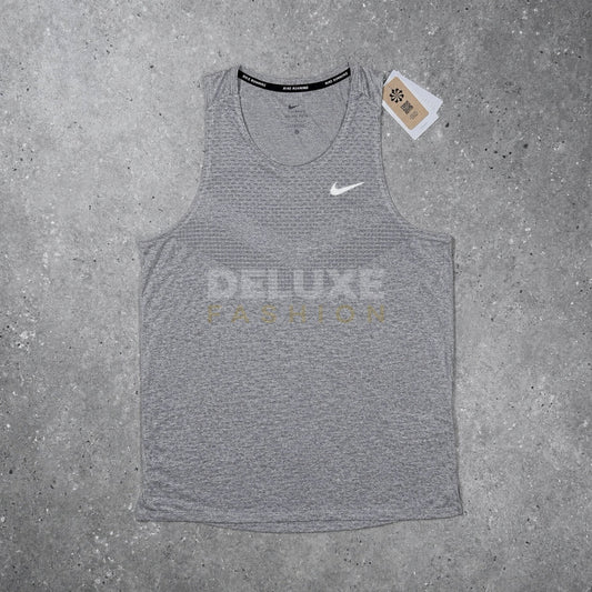 Nike Stride Vest – Grey