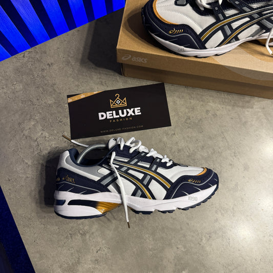 Asics gel trainers (white/navy)