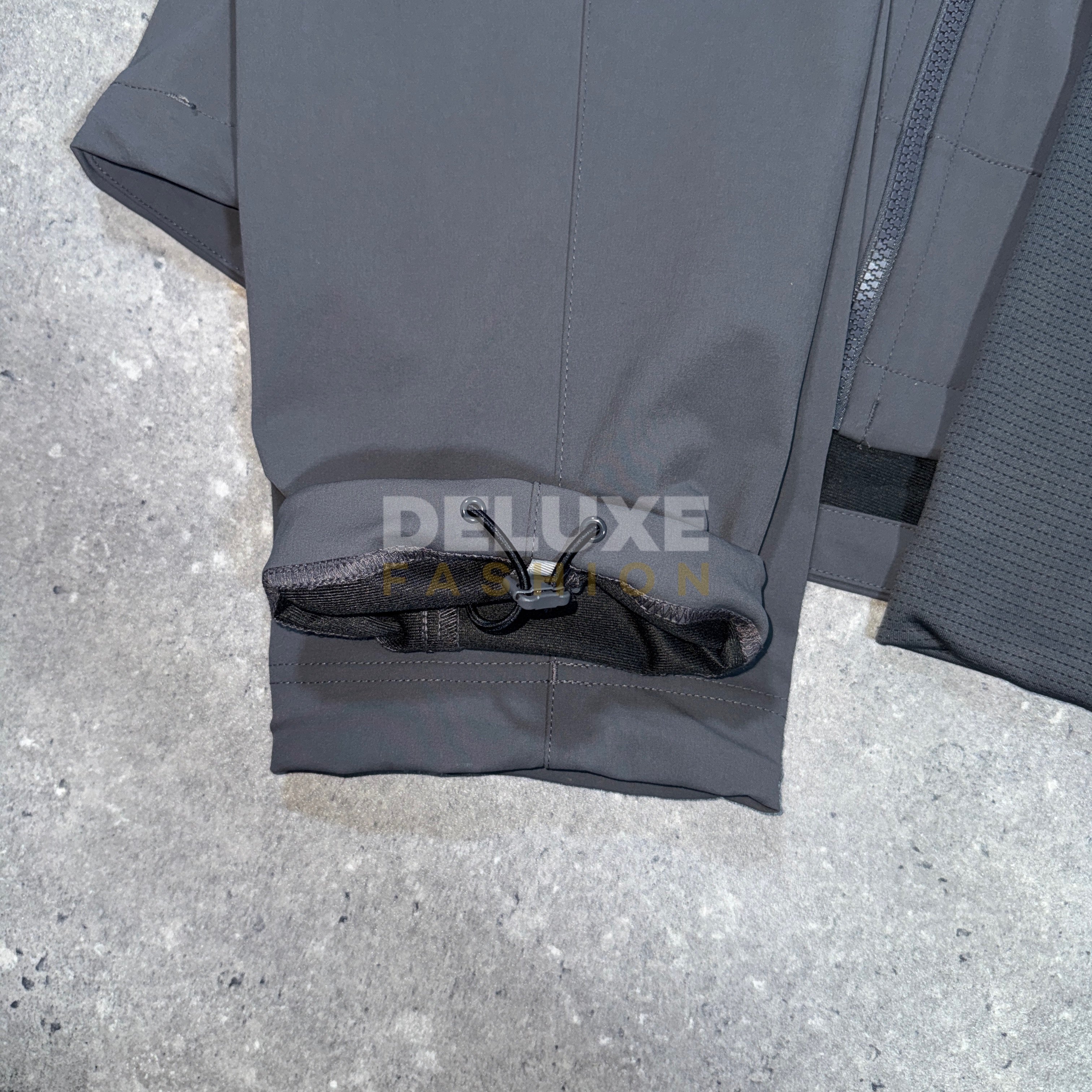 Berghaus winter padded tracksuit set (grey)