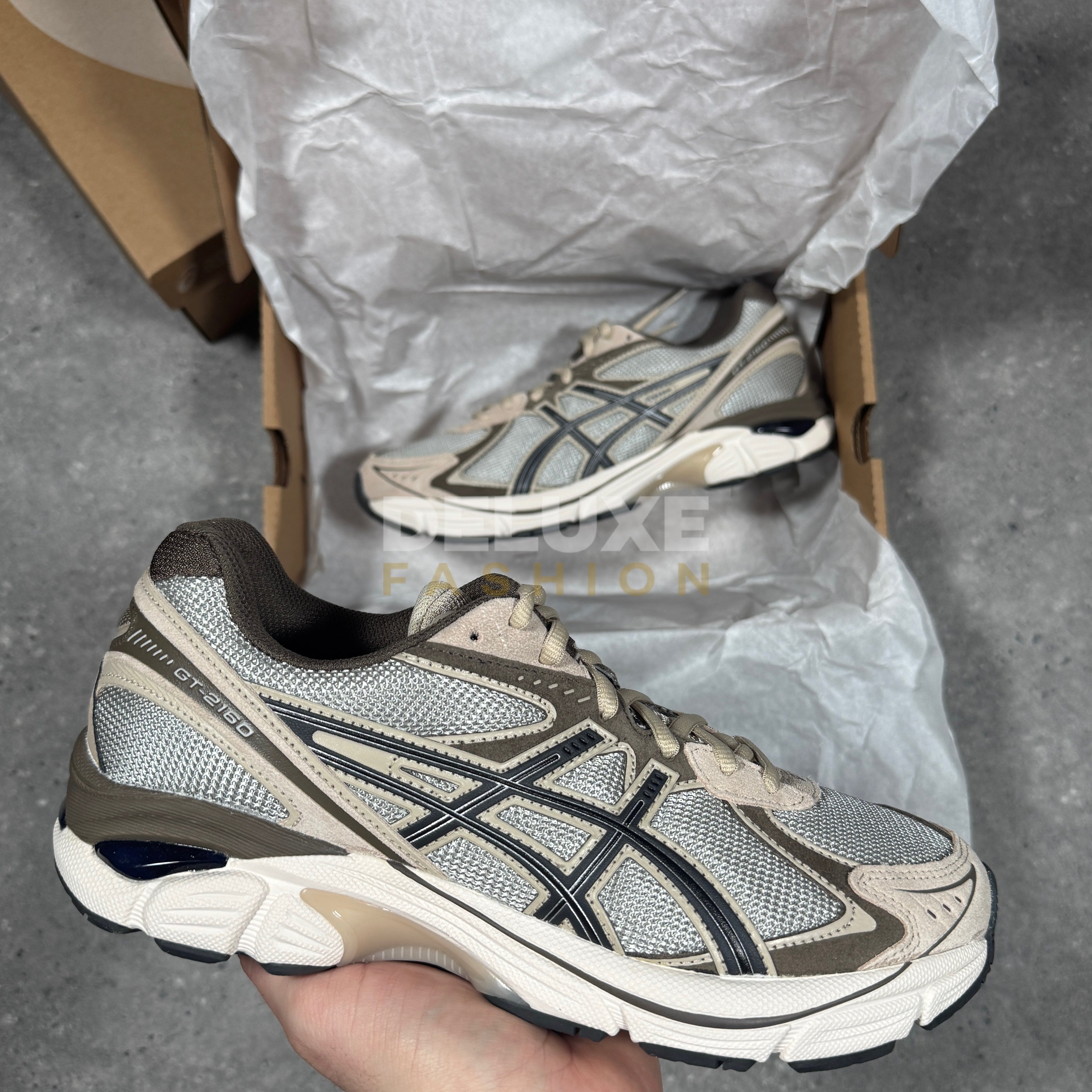 Asics breeze (cement)