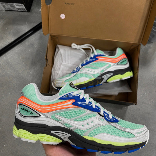 Saucony Pro Trainers – Mint/Multi