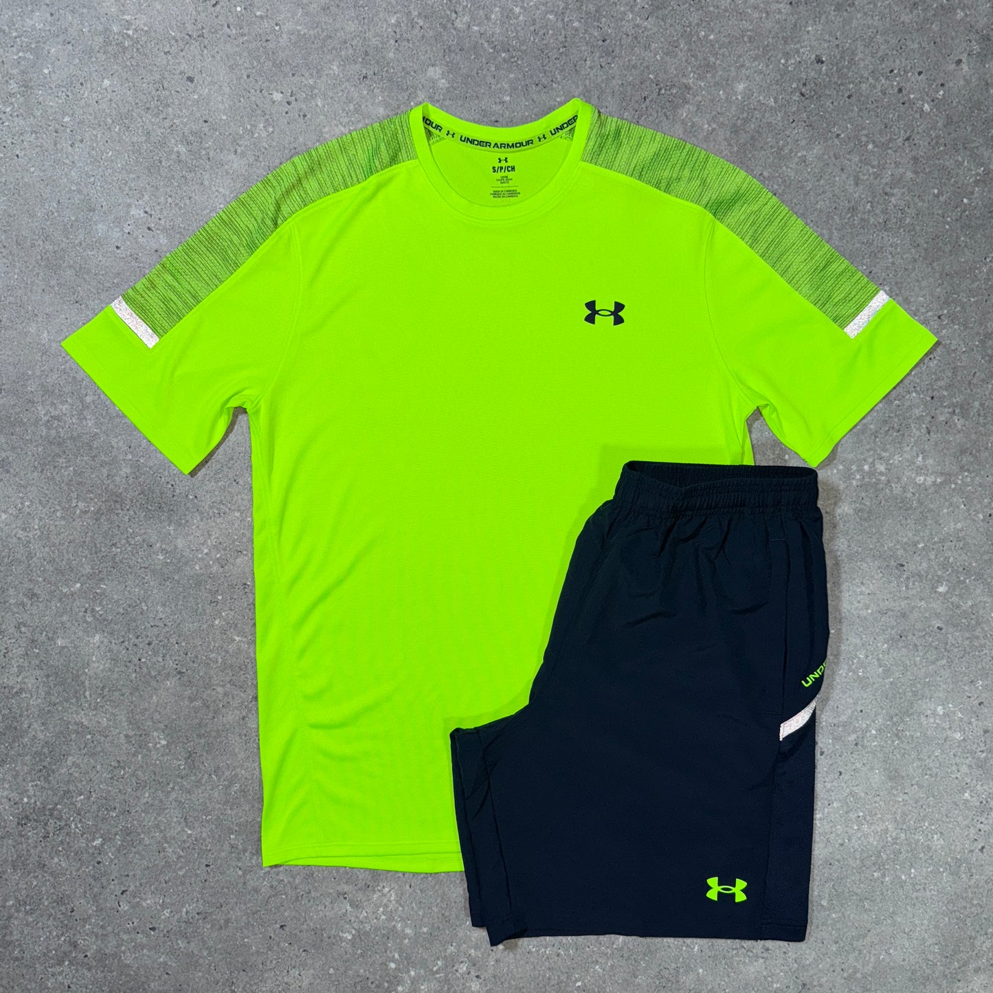 Under armour utility set (volt/navy)