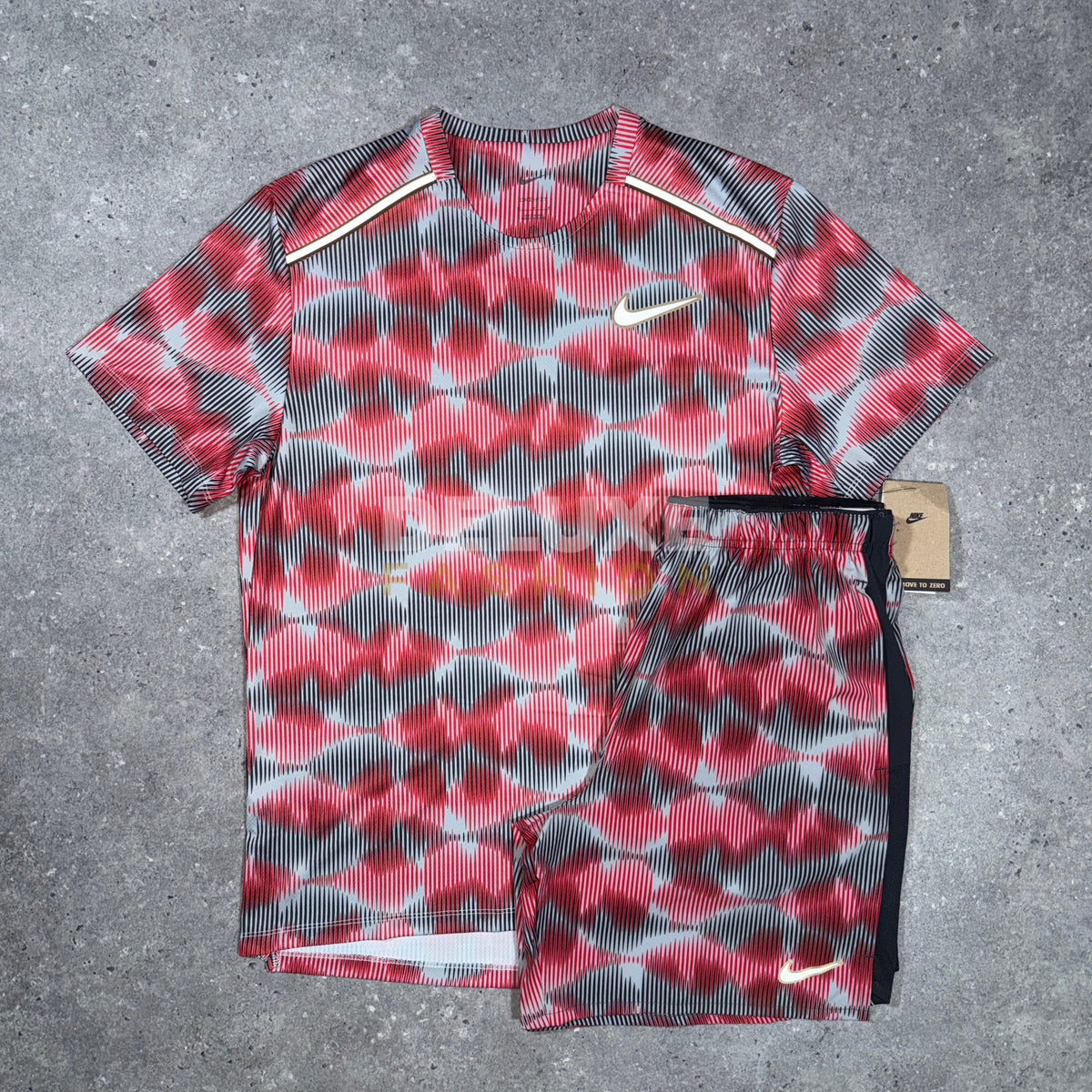 Nike miler rave set (red)