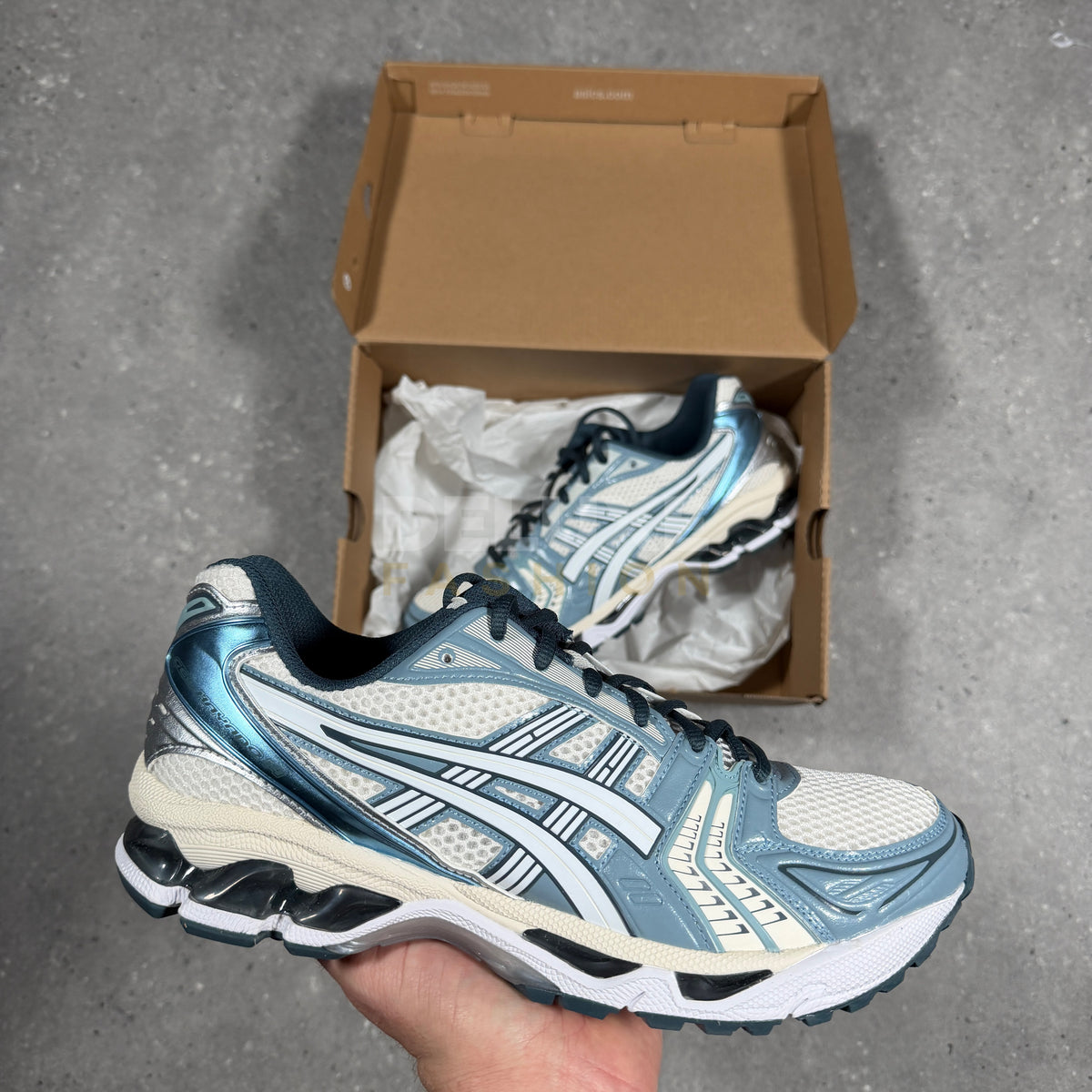 Asics Gel-Kayano 14 trainers in cream/indigo
