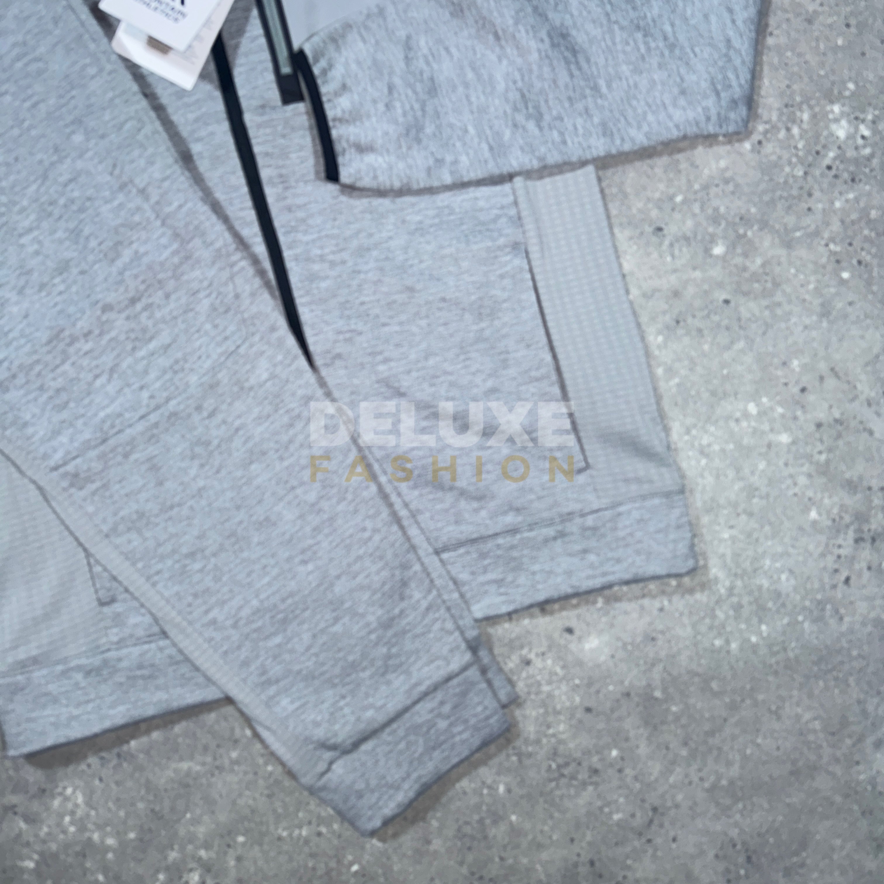 The north face shell tracksuit (grey)