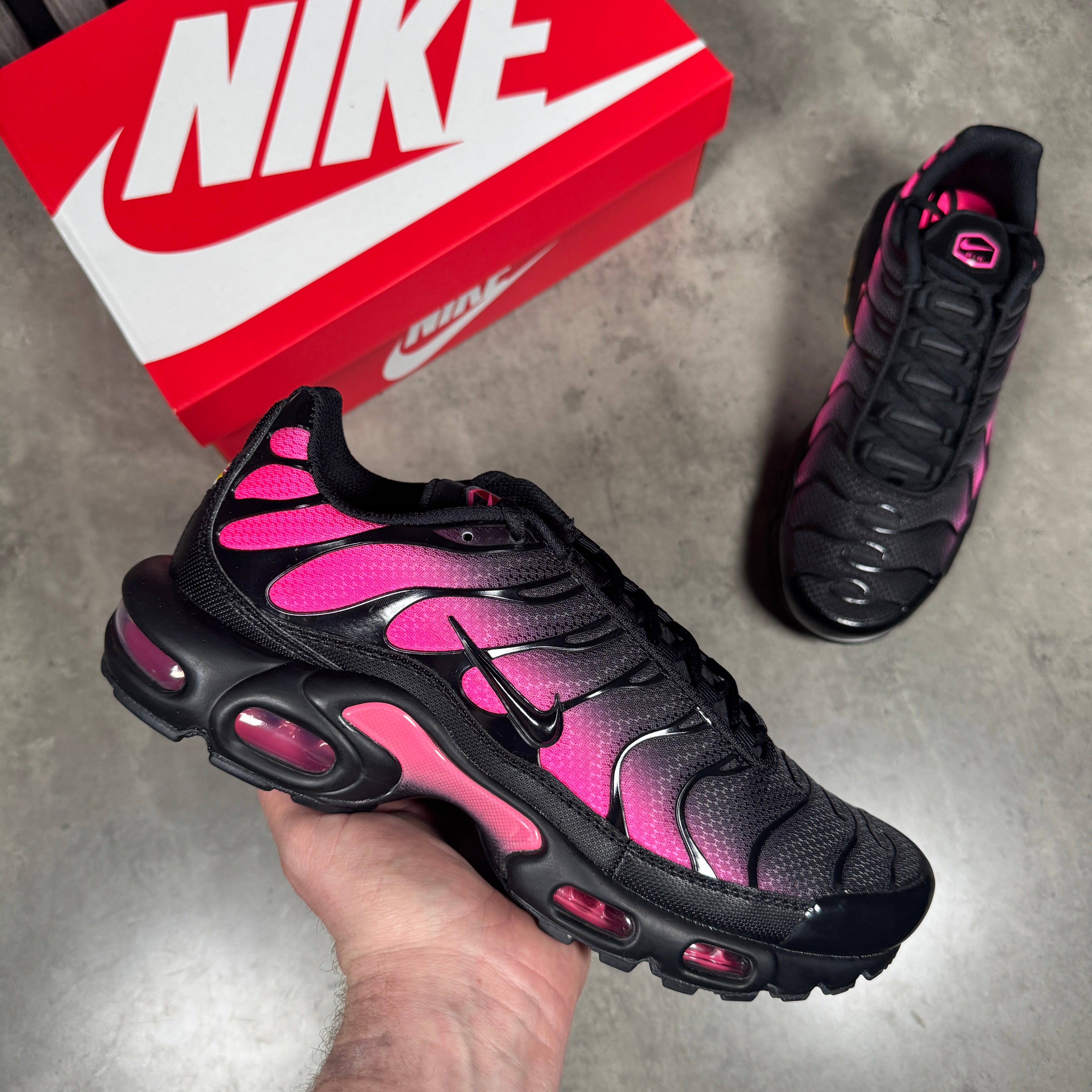 Nike air max plus tn (pink fade)* – Deluxe Fashion