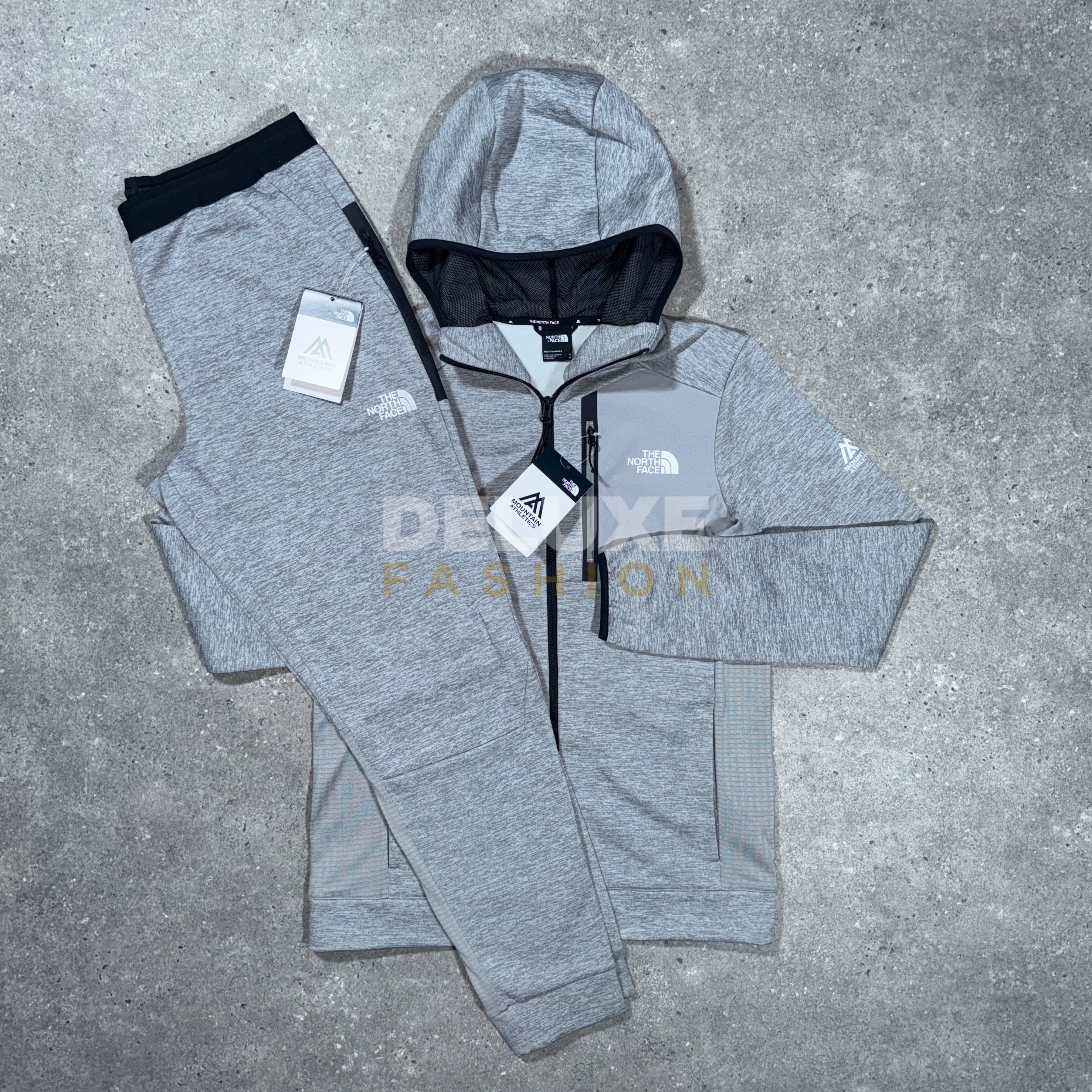 The north face shell tracksuit (grey)