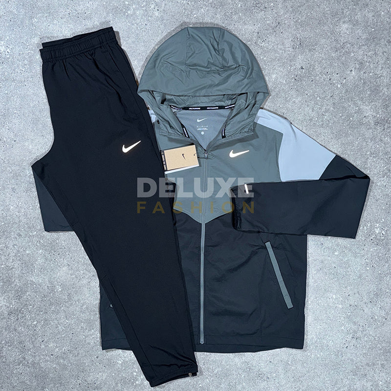 Nike uv tracksuit (black/grey)