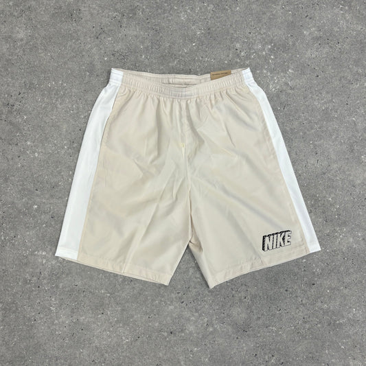 Nike shorts (beige)