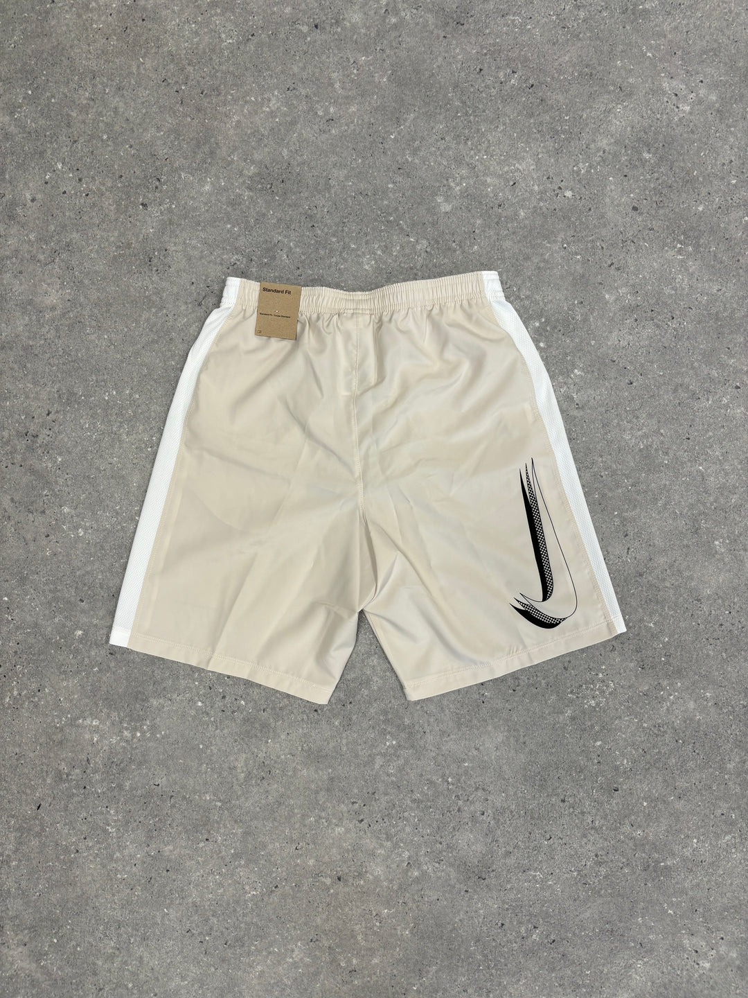 Nike shorts (beige)