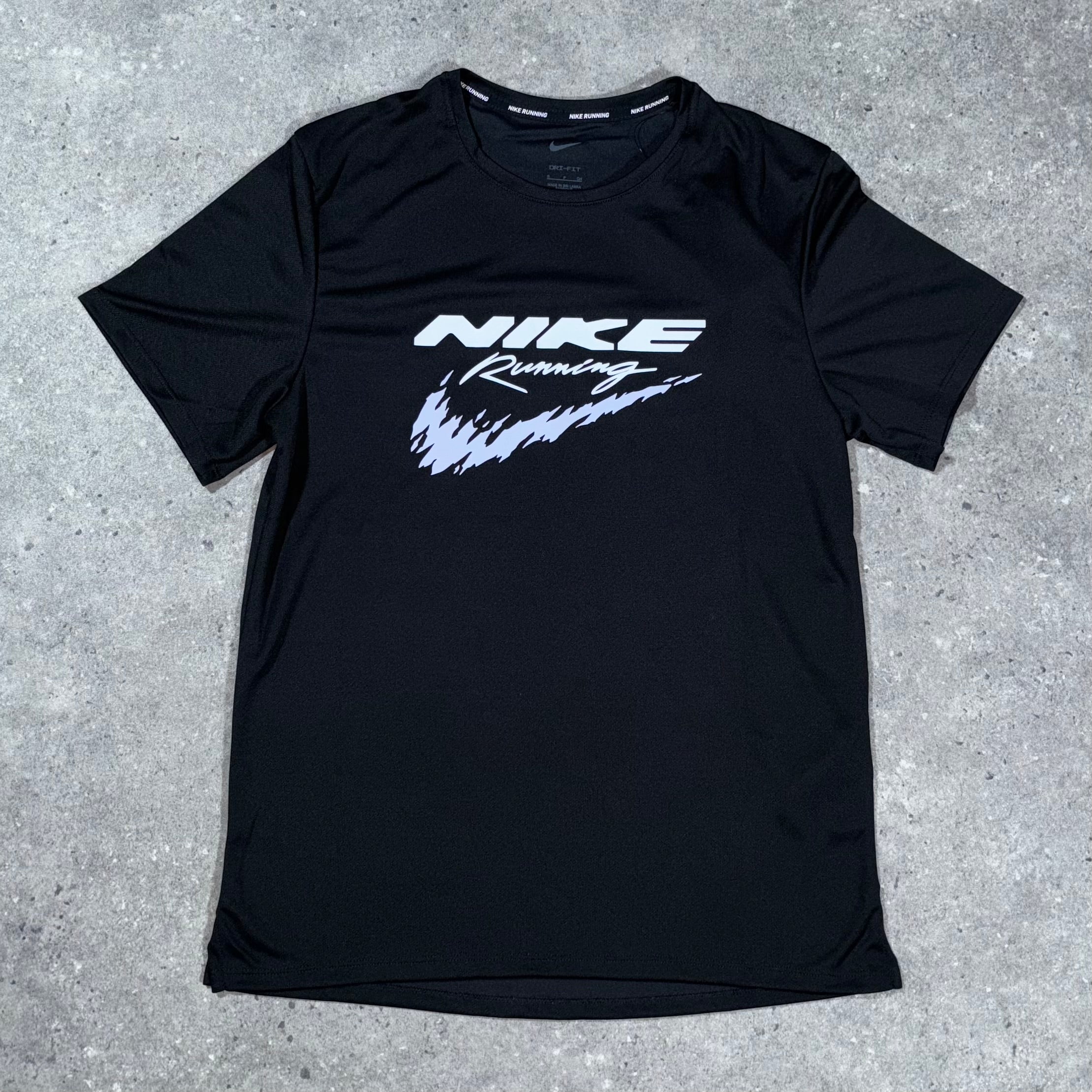 Nike t-shirt (black)