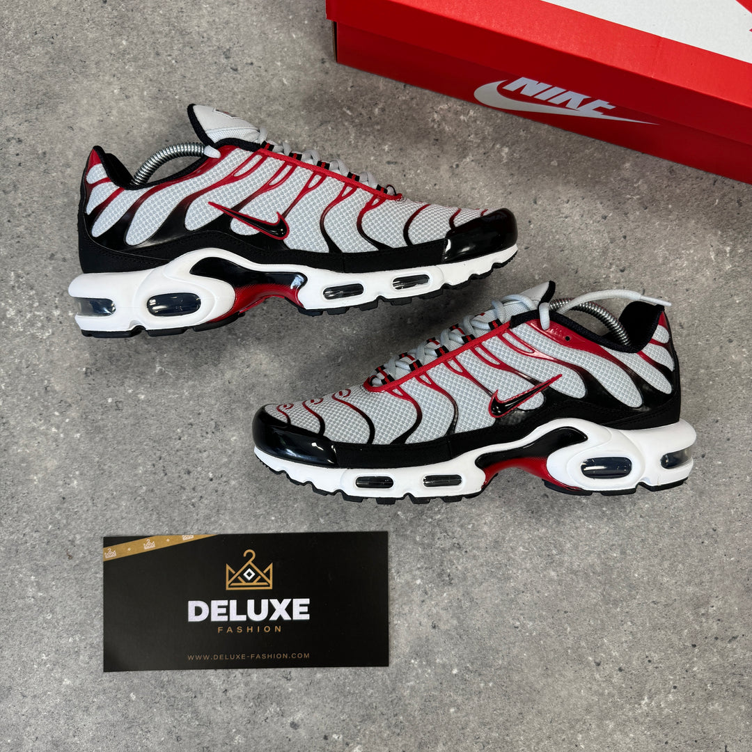 Nike air max plus tn (university red)