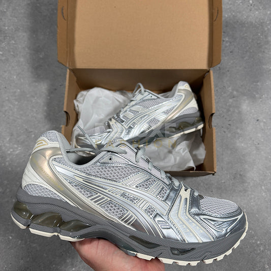 Asics Gel-Kayano 14 trainers in smoke/silver