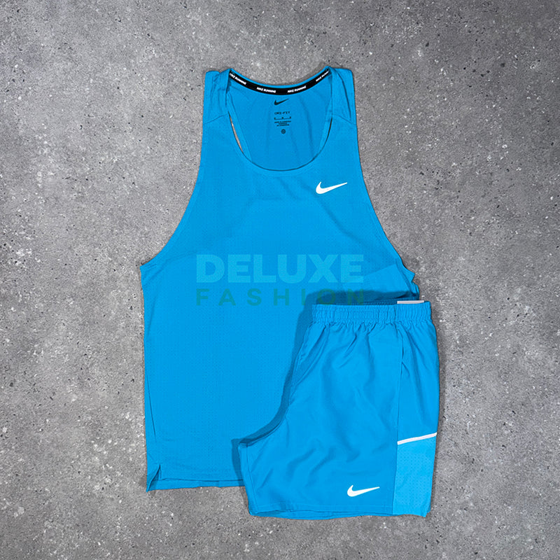 Nike Miler vest set in blue