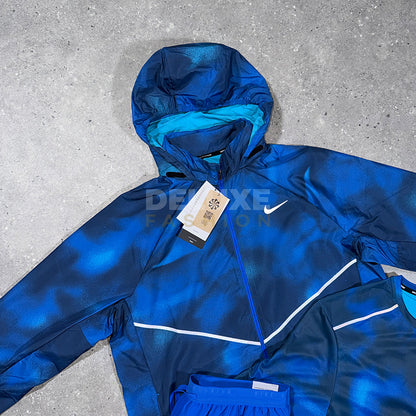 Nike Repel Rave Windbreaker tri set in blue – side view