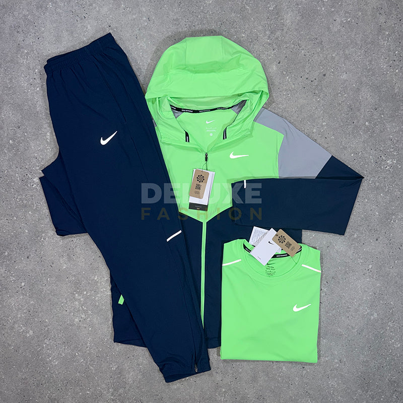 Nike UV Windrunner tracksuit set in green/navy