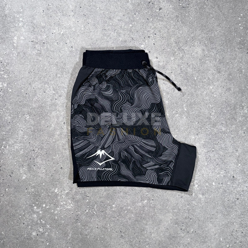 Asics fuji print shorts (black)